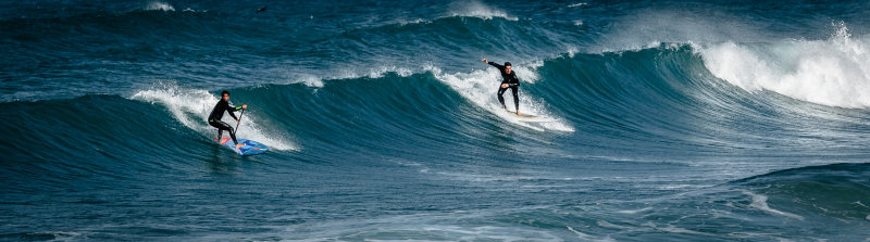 两个冲浪者在水体上滑行Two Surfers Gliding on Body of Water|Action,adrenaline,adventure,athlete,beach,exhilaration,fun,hurry,leisure,motion,Ocean,outdoors,People,recreation,Sea,seashore,splash,Sport,spray,summer,surf,surfboard,surfboarding,Surfing,swell,vacation,Water,water sports,Wave,waves,乐趣,人们,休闲,兴奋,冒险,冲浪,冲浪板,喷雾,夏天,娱乐,度假,快点,户外,水,水上运动,波浪,海,海洋,海滨,海滩,肾上腺素,膨胀,行动,运动,运动员,飞溅-海量高质量免版权图片素材-设计师素材-摄影图片-mitapix-美塔图像