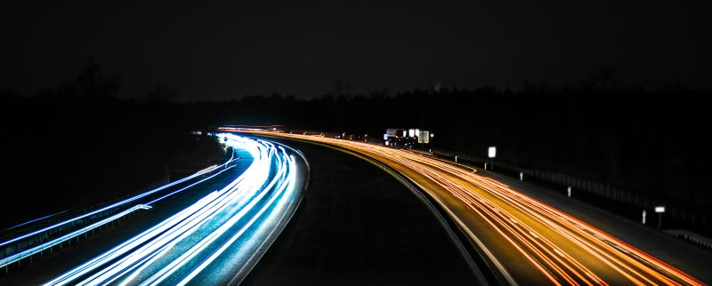 街灯的延时摄影Timelapse Photography of Street Lights|Action,asphalt,back light,Blur,cars,curve,dark,Drive,dusk,evening,expressway,fast,highway,hurry,Illuminated,lane,Light,light streaks,light trail,Lights,long exposure,motion,movement,Night,road,speed,Street,timelapse,traffic,transportation system,Travel,vehicles,交通,光,光迹,公路,夜,快点,快速,旅行,时移,晚上,曲线,条纹,模糊,汽车,沥青,灯,照明,背光,行动,街道,议案,车辆,车道,运动,运输系统,速度,道路,长时间曝光,驱动器,高速公路,黄昏,黑暗-海量高质量免版权图片素材-设计师素材-摄影图片-mitapix-美塔图像