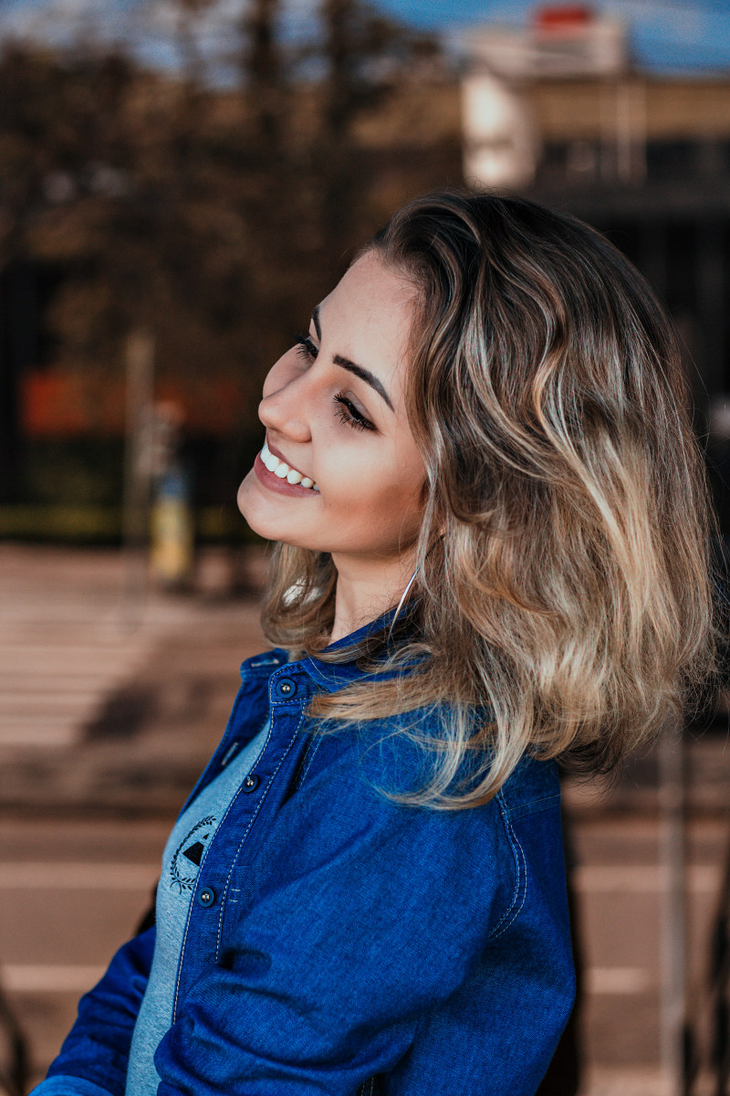 女人穿着蓝色牛仔夹克Woman Wearing Blue Denim Jacket|adolescent,adult,attractive,Beautiful,blond,Blue,casual,closeup,Cute,eyes,face,Fashion,female,fun,girl,hair,leisure,look,model,outdoors,perfect,Portrait,pose,pretty,Smile,smiling,wear,woman,Young,乐趣,休闲,可爱,头发,女人,女孩,女性,完美,年轻的,微笑,成人,户外,时尚,有吸引力,构成,模型,漂亮,特写,看看,眼睛,穿,美丽,肖像,脸,蓝色,金发,青春期-海量高质量免版权图片素材-设计师素材-摄影图片-mitapix-美塔图像