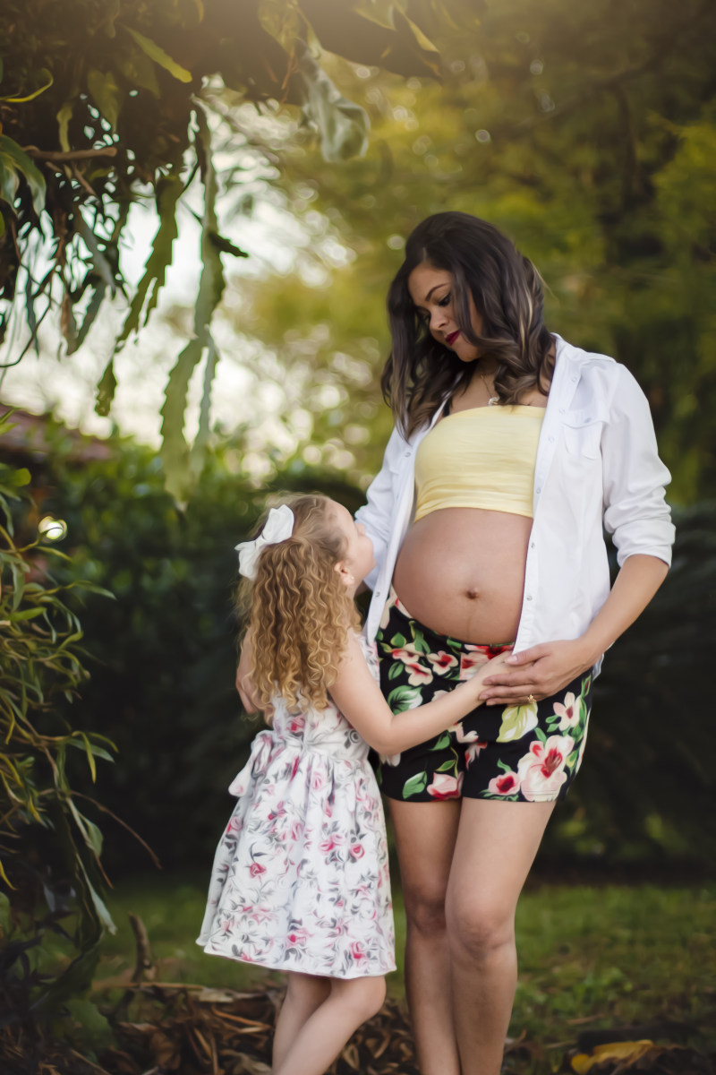 选择聚焦摄影的孕妇站在女孩Selective Focus Photography of Pregnant Woman Standing Beside Girl|adorable,Beautiful,Child,Cute,expectant,happiness,mother,pregnancy,togetherness,wear,woman,可爱,可爱的,女人,妈妈,孩子,幸福,怀孕,期待,欢聚,穿,美丽的-海量高质量免版权图片素材-设计师素材-摄影图片-mitapix-美塔图像