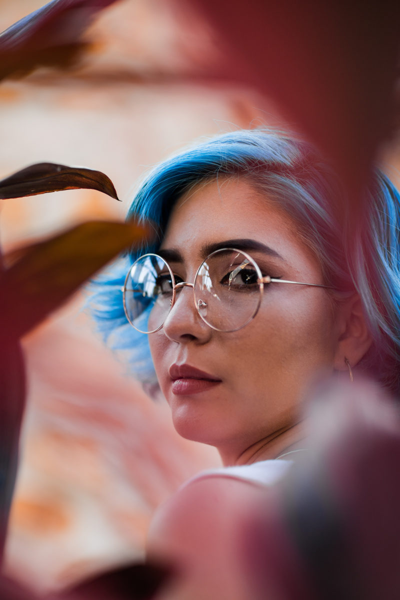 选择性焦点照片的女人穿着眼镜Selective Focus Photo of Woman Wearing Eyeglasses|adult,attractive,Beautiful,beauty,blue hair,Blur,closeup,eyeglasses,eyes,eyewear,face,female,Focus,glamour,glasses,hair,hair style,looking,model,person,photoshoot,pretty,woman,人,发型,头发,女人,女性,成人,有吸引力,模型,模糊,漂亮,焦点,照片拍摄,特写,看,眼睛,眼镜,美丽,美容,脸,蓝色的头发,魅力-海量高质量免版权图片素材-设计师素材-摄影图片-mitapix-美塔图像