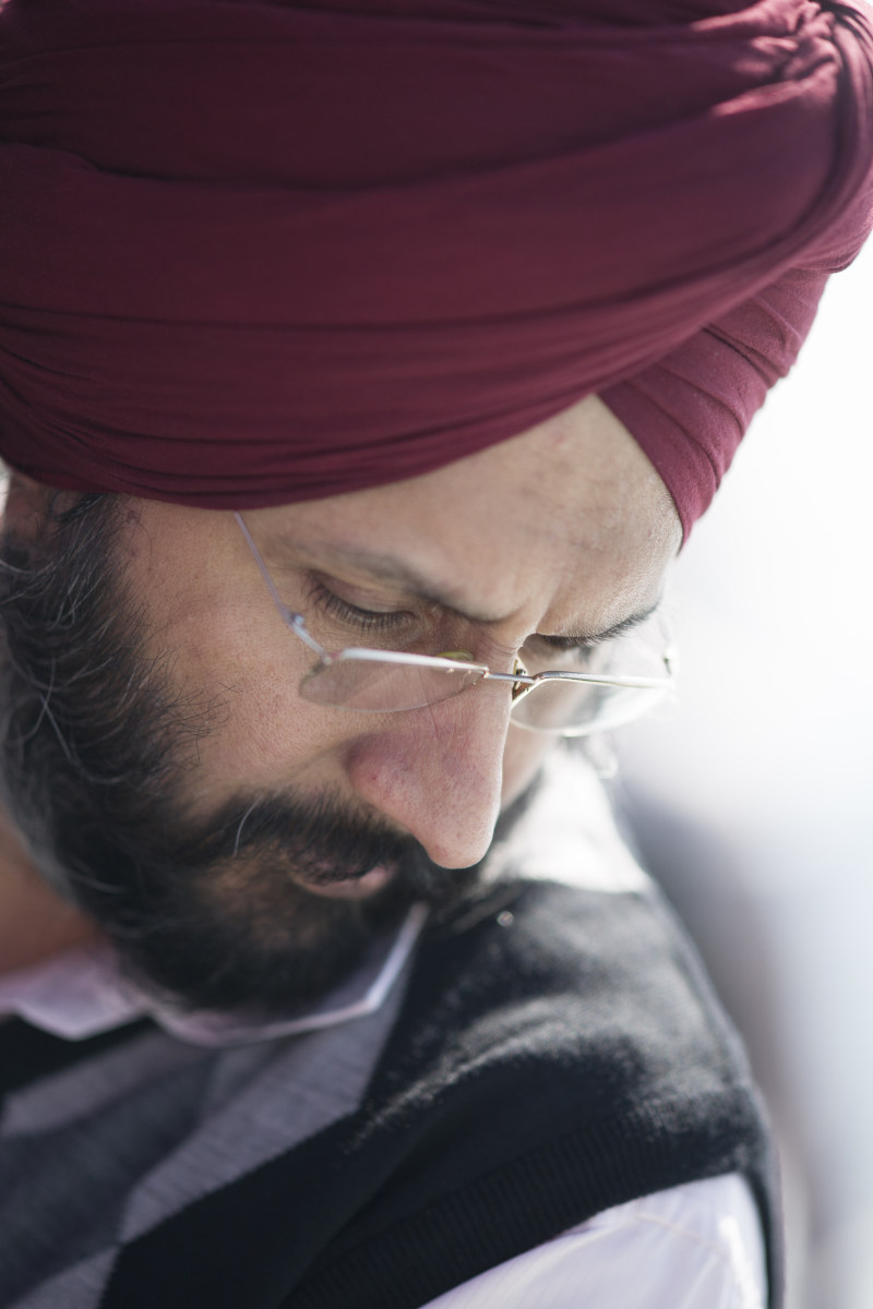 特写照片的印度人CloseUp Photo of an Indian Man|adult,beard,Blur,closeup,eyeglasses,facial expression,facial hair,Focus,glasses,guy,headscarf,indian,looking,male,Man,person,Portrait,serious,turban,wear,严重,人,印度,头巾,家伙,成人,模糊,焦点,特写镜头,男子,男性,看,眼镜,穿,肖像,胡子,面部头发,面部表情-海量高质量免版权图片素材-设计师素材-摄影图片-mitapix-美塔图像