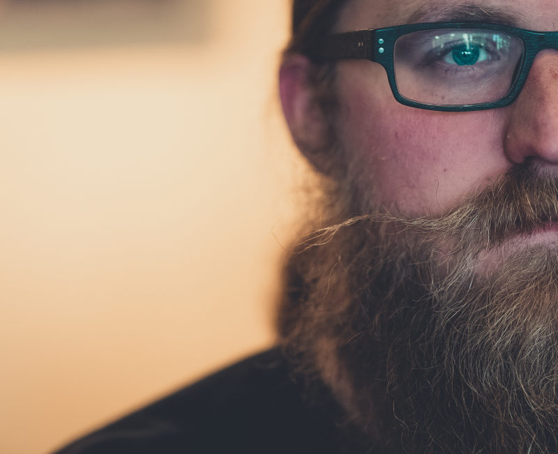 特写照片的男人戴着眼镜CloseUp Photo of Man Wearing Eyeglasses|adult,beard,Blur,closeup,depth of field,eye,eyeglasses,eyewear,face,facial hair,Focus,full beard,glasses,guy,hair,head,male,Man,model,mustache,person,photoshoot,serious,严重,人,充分的胡子,头,头发,家伙,成人,拍摄图片,景深,模型,模糊,焦点,特写,男,男人,眼睛,眼镜,胡子,脸,面部毛发-海量高质量免版权图片素材-设计师素材-摄影图片-mitapix-美塔图像