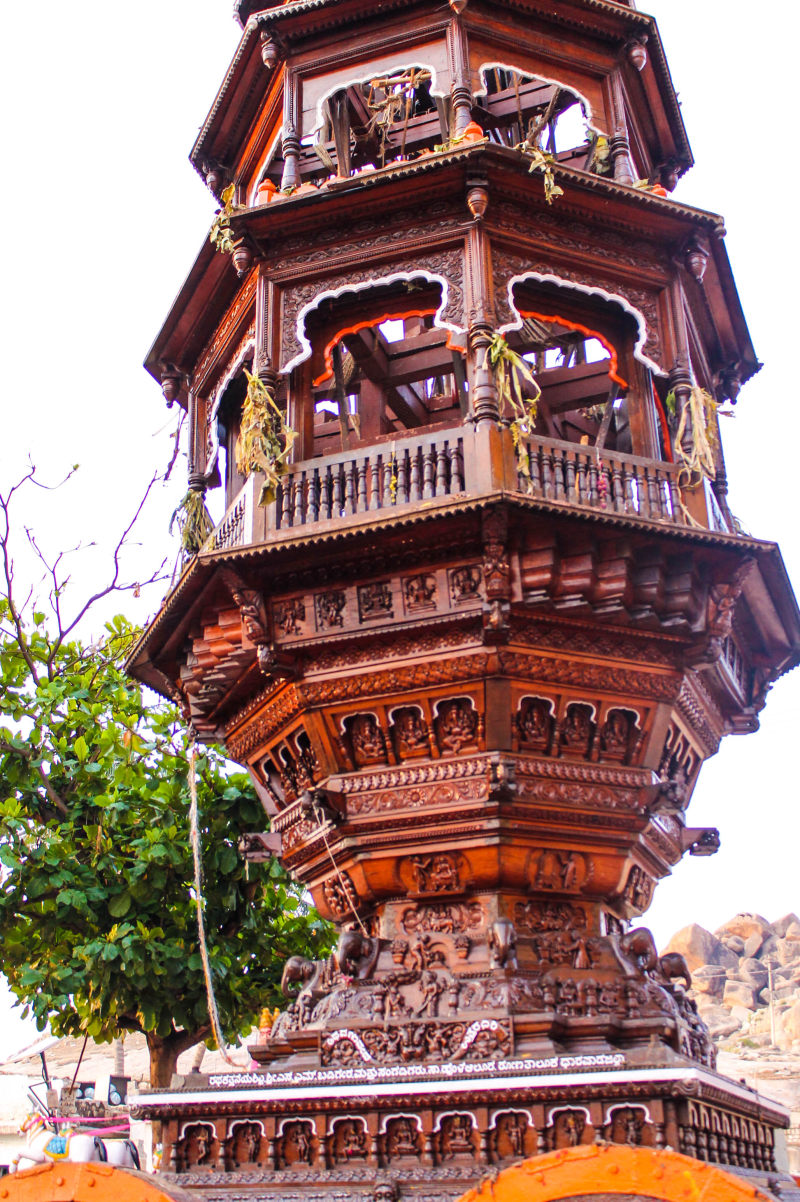 棕色的木坛Brown Wooden Altar|ancient,Architecture,art,buddha,Building,castle,culture,Decoration,Gold,pagoda,religion,religious,spirituality,temple,tourism,Traditional,Travel,传统,体系结构,佛,古代,城堡,宗教,宝塔,寺,建筑,文化,旅游,旅行,灵性,艺术,装修,黄金-海量高质量免版权图片素材-设计师素材-摄影图片-mitapix-美塔图像