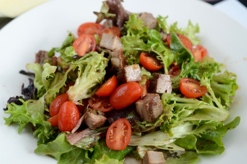 特写摄影的沙拉Close-up Photography of Salad-appetizer,Blur,Close-up,cuisine,delicious,diet,dinner,dish,epicure,Focus,food,food photography,food presentation,healthy,lettuce,lunch,meal,nutrition,plate,restaurant,salad,tomatoes,vegetables,yummy,健康,午餐,好吃,开胃菜,晚餐,板,模糊,沙拉,焦点,生菜,美味,美食,菜,营养,蔬菜,西红柿,食品,食品摄影,食品演示文稿,餐,餐厅,饮食-海量高质量免版权图片素材-设计师素材-摄影图片-mitapix-美塔图像