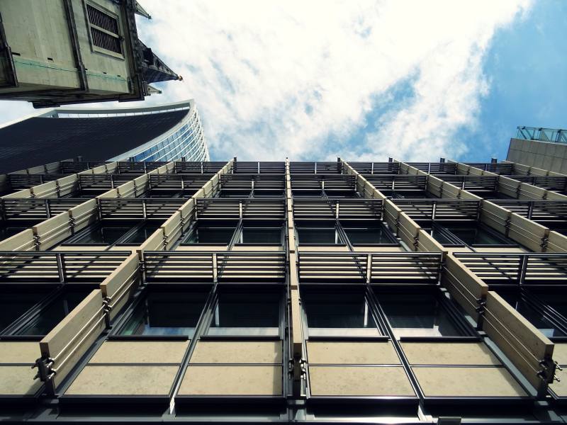 低层摄影的高层建筑Lowangle Photography of Highrise Building|architectural design,Architecture,buildings,Business,City,cityscape,Contemporary,facade,finance,futuristic,glass items,glass windows,low angle shot,Modern,Office,perspective,Reflection,Sky,skyscraper,tall,tower,Urban,windows,低角度拍摄,办公室,反射,商业,城市,城市景观,塔,天空,建筑,建筑设计,当代,摩天楼,未来派,现代,玻璃窗口,玻璃项目,窗口,观点,金融,门面,高大-海量高质量免版权图片素材-设计师素材-摄影图片-mitapix-美塔图像