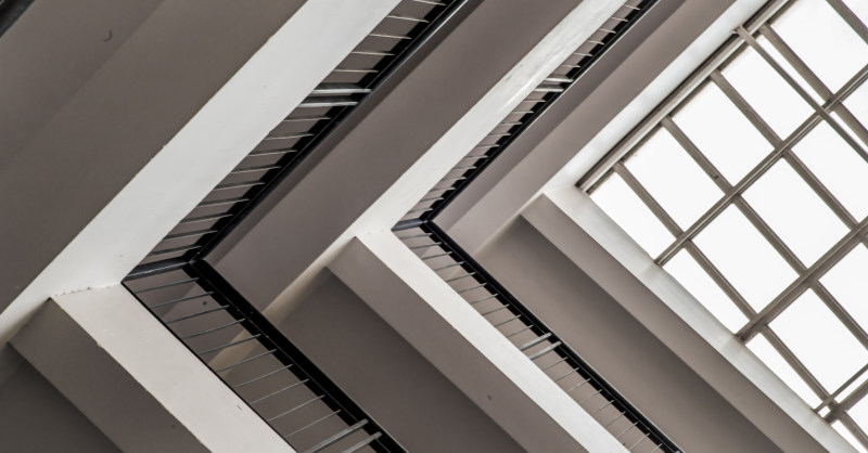 低角度的楼梯照片Lowangle Photo of Staircase|architectural design,Architecture,ceiling,Contemporary,geometric,glass items,glass windows,indoors,Light,low angle shot,Modern,perspective,steel,windows,低角度拍摄,光,几何,天花板,室内,建筑,建筑设计,当代,现代,玻璃窗户,玻璃项目,窗,透视,钢-海量高质量免版权图片素材-设计师素材-摄影图片-mitapix-美塔图像