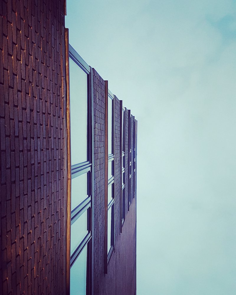 办公大楼对天空Office Building Against Sky|Architecture,Building,Business,City,Contemporary,downtown,facade,finance,futuristic,glass windows,industrial,low angle shot,Modern,Office,outdoors,perspective,red bricks,Sky,skyscraper,steel,tall,Technology,Urban,window,低角度拍摄,办公室,商业,城市,天空,工业,市中心,建筑,当代,户外,技术,摩天大楼,未来派,现代,玻璃窗口,窗口,红砖,观点,财务,钢,门面,高-海量高质量免版权图片素材-设计师素材-摄影图片-mitapix-美塔图像