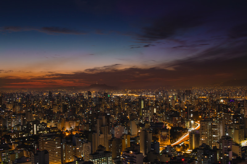 蓝色和橙色的天空下的城市建筑的航空摄影Aerial Photography of City Buildings Under Blue and Orange Sky|Architecture,buildings,Business,City,city lights,cityscape,downtown,dusk,evening,golden hour,highway,Illuminated,landscape,light streaks,Lights,long exposure,Modern,Night,outdoors,roads,skyline,skyscrapers,streets,sunset,time-lapse,traffic,Urban,交通,亮条纹,公路,商业,城市,城市景观,城市的灯光,夜,天际线,市中心,建筑,户外,摩天大楼,日落,时间间隔,晚上,景观,灯,照明,现代,街道,道路,长时间曝光,黄昏,黄金时段-海量高质量免版权图片素材-设计师素材-摄影图片-mitapix-美塔图像