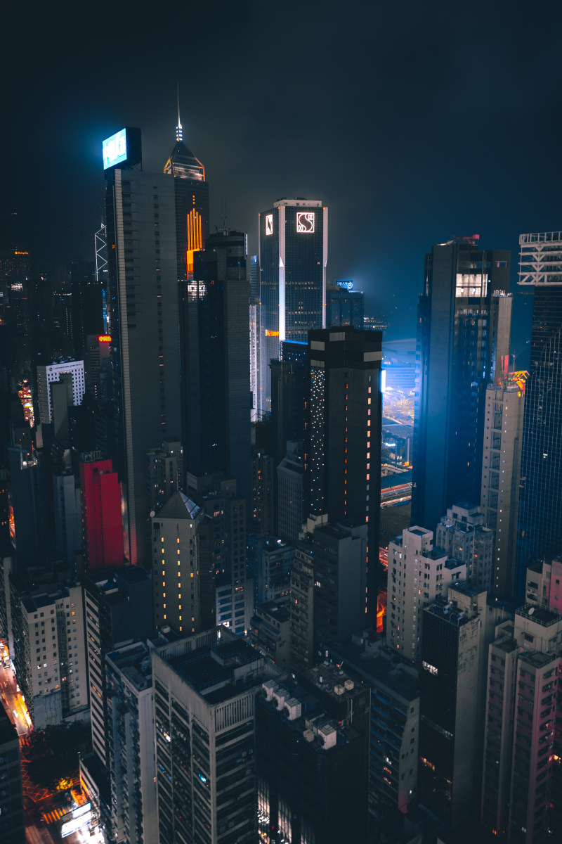 建筑物在夜间Buildings During Nighttime|Architecture,buildings,City,cityscape,downtown,evening,hong kong,skyscrapers,Urban,城市,城市景观,市中心,建筑,建筑物,摩天大楼,晚上,香港-海量高质量免版权图片素材-设计师素材-摄影图片-mitapix-美塔图像