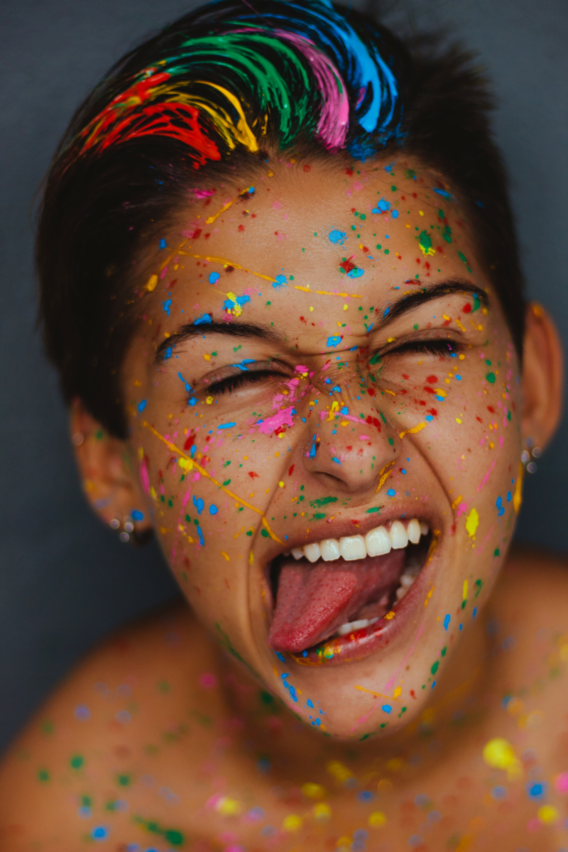 女人的脸与颜色飞溅Woman’s Face With Color Splatters-art,Celebration,closed eyes,color,colored,crazy,enjoyment,face,fun,girl,joy,LGBT,motley,paint,party,person,Portrait,rainbow,short hair,Smile,splash,乐趣,享受,人,党,女孩,庆祝,彩色,彩虹,微笑,杂色,欢乐,油漆,溅,疯狂,短发,肖像,脸,艺术,闭着眼睛,颜色-海量高质量免版权图片素材-设计师素材-摄影图片-mitapix-美塔图像