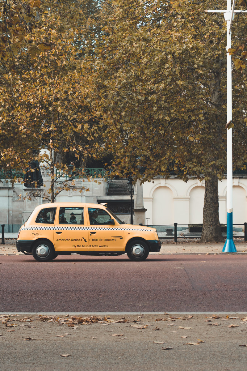 黄色5门两厢车停在树木附近Yellow 5door Hatchback Parked Near Trees|asphalt,auto,automobile,cab,Car,Daylight,driver,Driving,landscape,moving,outdoors,public transportation,road,Street,style,taxi,transportation,transportation system,Trees,Urban,Vehicle,wheels,公共交通,出租车,司机,城市,户外,日光,景观,树木,汽车,沥青,移动,街道,车轮,车辆,运输,运输系统,道路,风格,驾驶,驾驶室-海量高质量免版权图片素材-设计师素材-摄影图片-mitapix-美塔图像