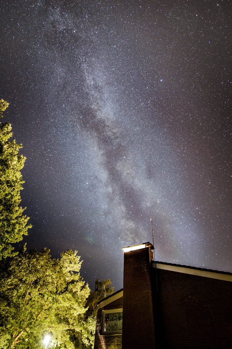 银河系景观摄影|光,占星学,夜晚,天文学,天气,天空,宇宙,户外,房子,探索,旅行,日光,星云,星座,星星,星空,树,水,空间,自然,银河,雾,风景,黑暗-海量高质量免版权图片素材-设计师素材-摄影图片-mitapix-美塔图像