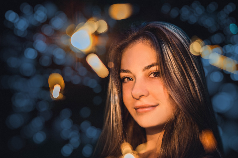 女人的脸Woman’s Face|attractive,Beautiful,beautiful girl,beauty,blurred background,bokeh,Close-up,dark,eyes,face,facial expression,fashionable,female,Focus,girl,hair,human,lady,Lights,lips,looking,model,outdoors,person,photoshoot,pose,posing,pretty,skin,smiling,woman,Young,Youth,人,人类,嘴唇,在户外,夫人,头发,女,女人,女孩,年轻,微笑,拍的姿势,摆姿势,散景,时尚,有吸引力,模型,模糊背景,漂亮,灯光,焦点,特写,皮肤,看,眼睛,美丽,美丽的女孩,脸,青春,面部表情,黑暗-海量高质量免版权图片素材-设计师素材-摄影图片-mitapix-美塔图像