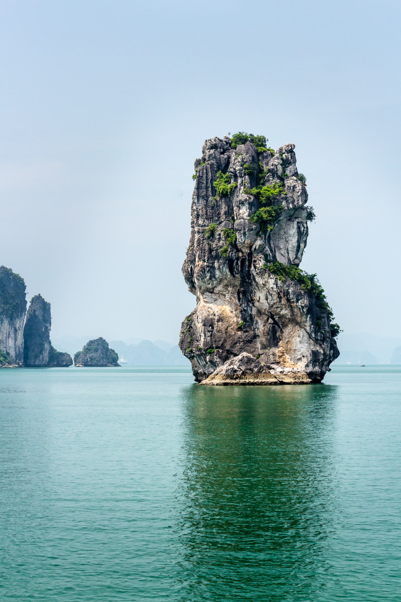 海景|反射,天空,宁静,岛屿,岩石,户外,旅行,水,海景,海洋,海湾,海滩,热带,田园风光,自然,风景-海量高质量免版权图片素材-设计师素材-摄影图片-mitapix-美塔图像