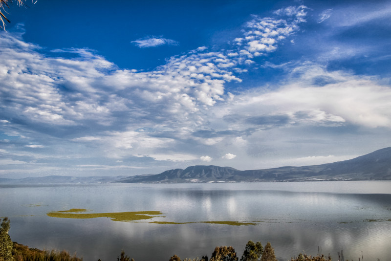 海滩蓝天查帕拉|云彩,反射,夏天,夜晚,天空,山脉,岛屿,户外,旅行,日光,日落,查帕拉,水,海洋,海滨,海滩,湖泊,自然,蓝天,雪,风景-海量高质量免版权图片素材-设计师素材-摄影图片-mitapix-美塔图像