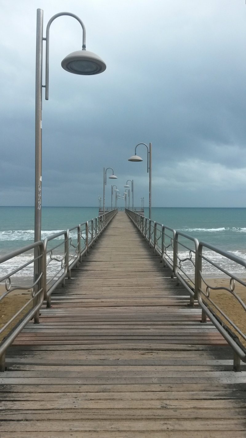 海滨木板码头|木板路,水,海洋,海滨,海滩,码头,路灯-海量高质量免版权图片素材-设计师素材-摄影图片-mitapix-美塔图像