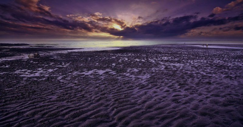 黄金时段的海滨Seashore during Golden Hour|beach,Clouds,Dawn,dusk,evening,horizon,landscape,nature,Ocean,outdoors,sand,scenic,Sea,seascape,seashore,shore,Sky,sun,sunset,Travel,Water,waves,wetland,云,地平线,天空,太阳,岸,户外,旅行,日落,晚上,景区,景观,水,沙,波浪,海,海景,海洋,海滨,海滩,湿地,自然,黄昏,黎明-海量高质量免版权图片素材-设计师素材-摄影图片-mitapix-美塔图像