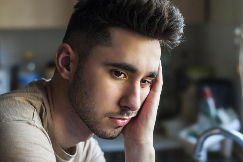 特写摄影的男人CloseUp Photography of a Man|beard,Blur,boy,closeup,depth of field,eyes,face,facial expression,facial hair,Fashion,finelooking,Focus,guy,hair,handsome,male,Man,model,person,photoshoot,Portrait,serious,teen,严重,人,头发,好看,家伙,时尚,景深,模型,模糊,焦点,照片拍摄,特写,男人,男孩,男性,眼睛,肖像,胡子,脸,英俊,青少年,面部毛发,面部表情-海量高质量免版权图片素材-设计师素材-摄影图片-mitapix-美塔图像