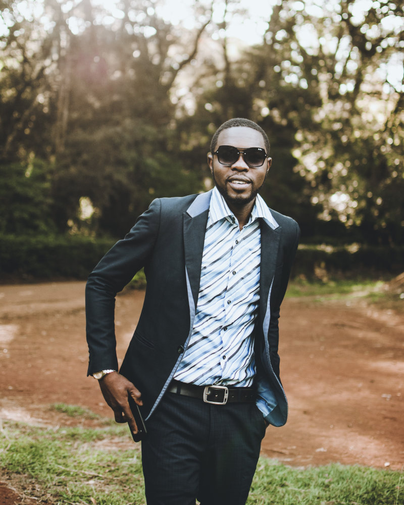 男人穿正式衣服的照片Photo of Man Wearing Formal Coat|beard,Blur,Daylight,depth of field,eyewear,facial expression,facial hair,Fashion,fashionable,Focus,formal coat,formal wear,guy,Happy,leisure,male,Man,model,outdoors,person,photoshoot,pose,Smile,smiling,sunglasses,wear,之一,人,休闲,夏时制,太阳镜,姿势,家伙,微笑,快乐,户外,拍摄,时尚,景深,模型,模糊,正式外套,正式服装,焦点,男性,眼镜,穿,胡子,面部毛发,面部表情-海量高质量免版权图片素材-设计师素材-摄影图片-mitapix-美塔图像