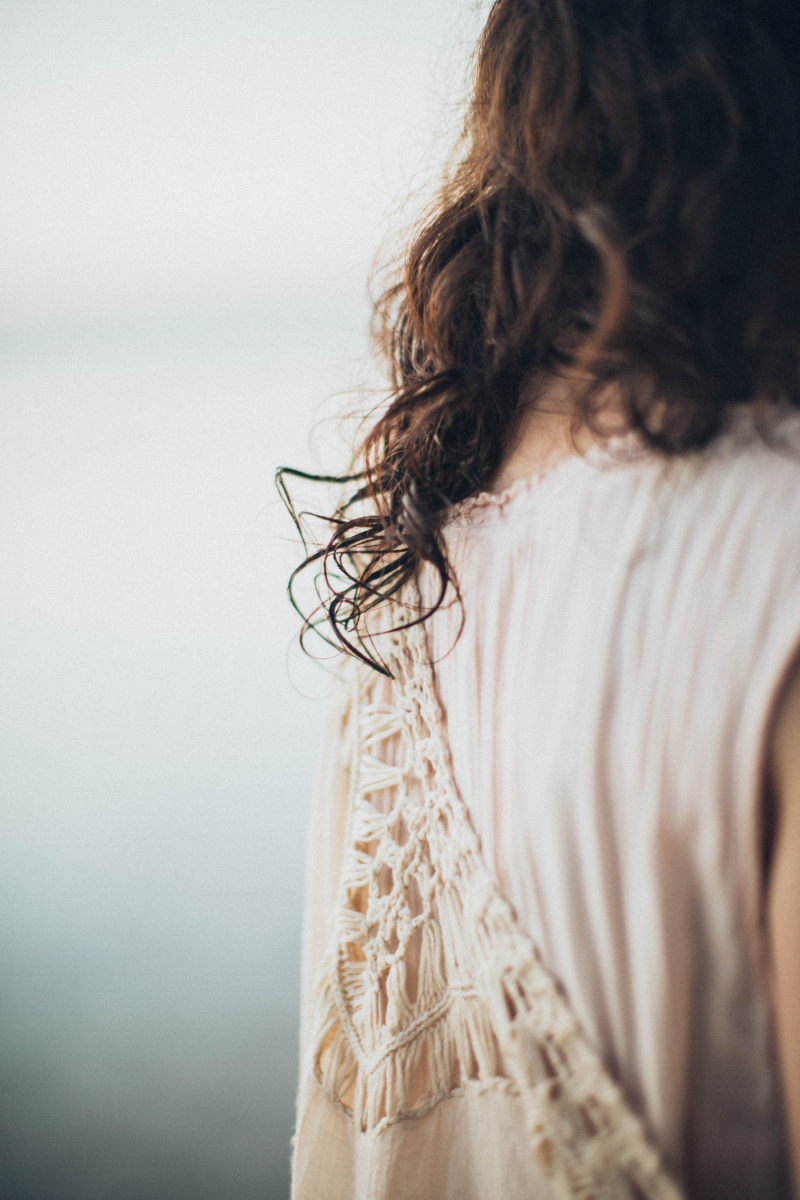 选择性关注女孩的头发的照片Selective Focus Photo of Girl’s Hair|Blur,curly,curly hair,depth of field,female,Focus,girl,hair,hairstyle,person,woman,人,卷曲,卷曲的头发,发型,头发,女人,女孩,女性,景深,模糊,焦点-海量高质量免版权图片素材-设计师素材-摄影图片-mitapix-美塔图像