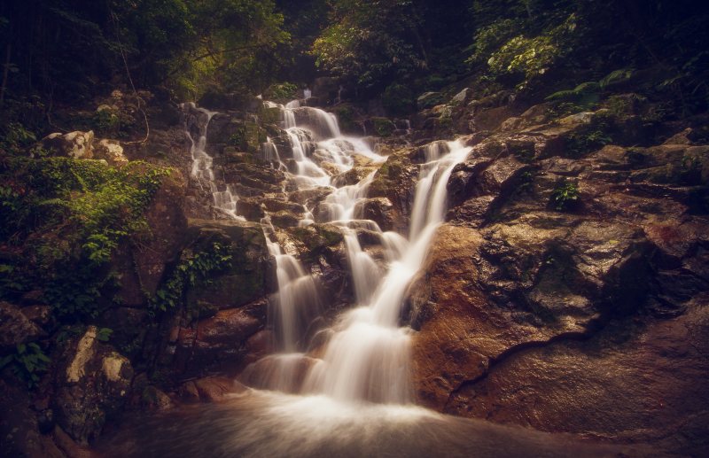 瀑布美景|丛林,山脉,岩石,户外,旅游,旅行,时间推移,树木,森林,水,河流,溪流,潮湿,瀑布,运动,雨林,风景-海量高质量免版权图片素材-设计师素材-摄影图片-mitapix-美塔图像