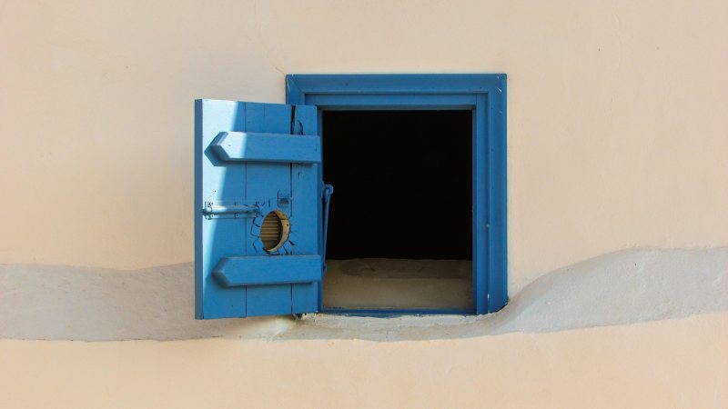 打开蓝色的内阁Opened Blue Cabinet|Contemporary,door,empty,entrance,House,indoors,room,Traditional,wood,wooden,传统,入口,在室内,室内,当代,房子,木,木材,空,门-海量高质量免版权图片素材-设计师素材-摄影图片-mitapix-美塔图像