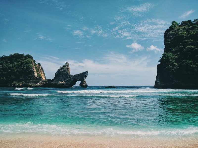 海洋风景看法在白天期间的|4 k壁纸,云,冲浪,和平,地平线,夏天,夏天的共鸣,天堂,天空,宁静,岩层,岸,异国情调,性质,户外,景区,水,波浪,海,海岸,海景,海洋,海滨,海滩,海边,涟漪,热带,环境,田园,风景,高清壁纸-海量高质量免版权图片素材-设计师素材-摄影图片-mitapix-美塔图像