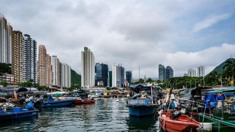 城市照片在Waterport附近的|体系结构,商务,城市,城市景观,塔,外,外墙,天空,建筑,建筑外墙,建筑物,建筑设计,户外,摩天大楼,水,涟漪,独木舟,白天,结构,船,船舶,观点,高,高层-海量高质量免版权图片素材-设计师素材-摄影图片-mitapix-美塔图像