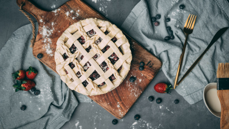 Flatlay, 可口的, 好吃的|Flatlay,可口的,好吃的,家常菜,樱桃派,漿果,烘烤时间,烘焙,甜點,素食,美味的,莓果,食品攝影,食物flatlay,食物擺盤-海量高质量免版权图片素材-设计师素材-摄影图片-mitapix-美塔图像