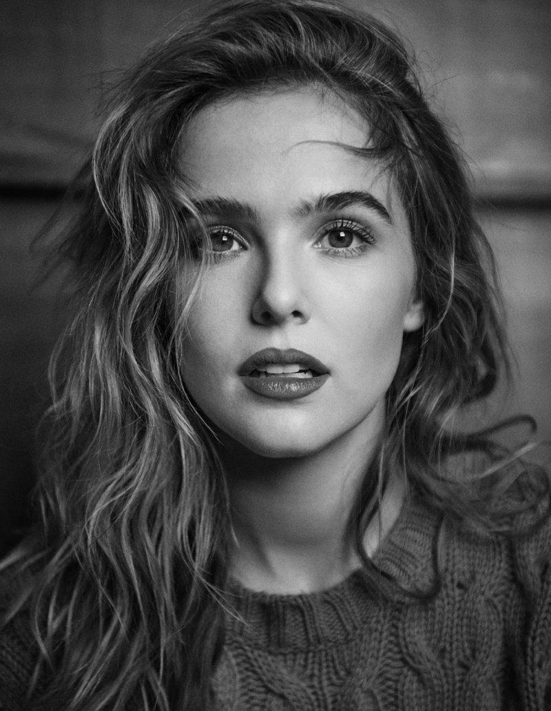 Zoey Deutch,女士,女演员,长发,黑发,女性在室内,凌乱的头发,分开的嘴唇,单色,毛衣,肖像,壁纸/手机壁纸|Zoey Deutch,凌乱的头发,分开的嘴唇,单色,女士,女性在室内,女演员,毛衣,肖像,长发,黑发-海量免费高质量壁纸|墙纸|手机壁纸|电脑壁纸|wallpaper|动漫|卡通|二次元|真人|风景壁纸库-美塔壁纸