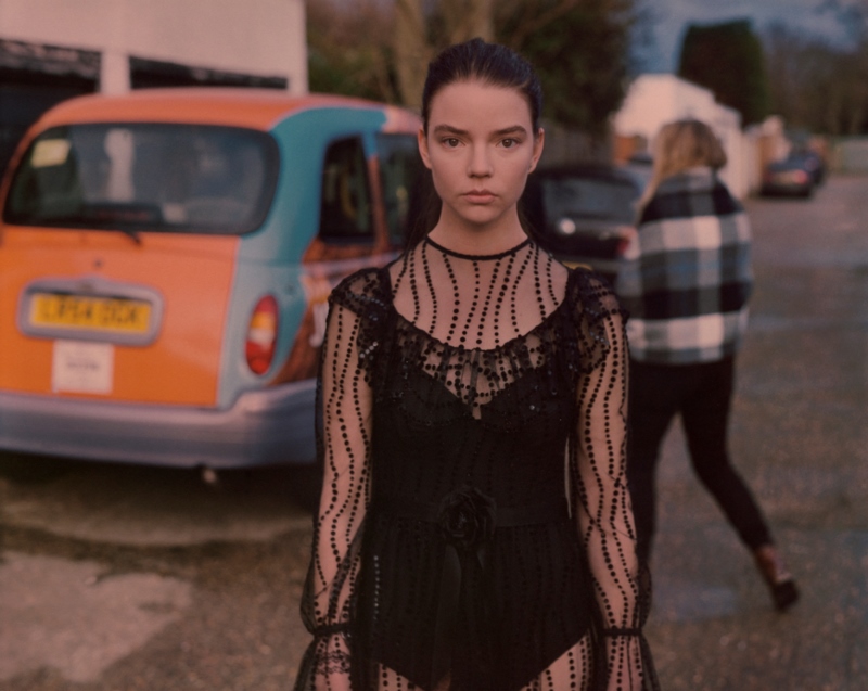 Anya Taylor-Joy,女士,女演员,黑发,黑发,户外女性,透视服,城市,壁纸/手机壁纸|Anya Taylor-Joy,城市,女士,女演员,户外女性,透视服,黑发-海量免费高质量壁纸|墙纸|手机壁纸|电脑壁纸|wallpaper|动漫|卡通|二次元|真人|风景壁纸库-美塔壁纸